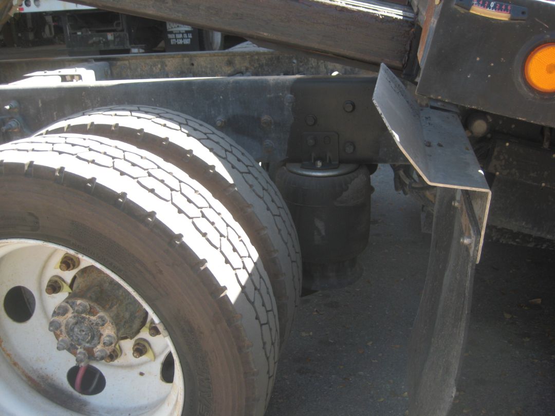 2015 FORD F650 XLT Super Duty - Image 7